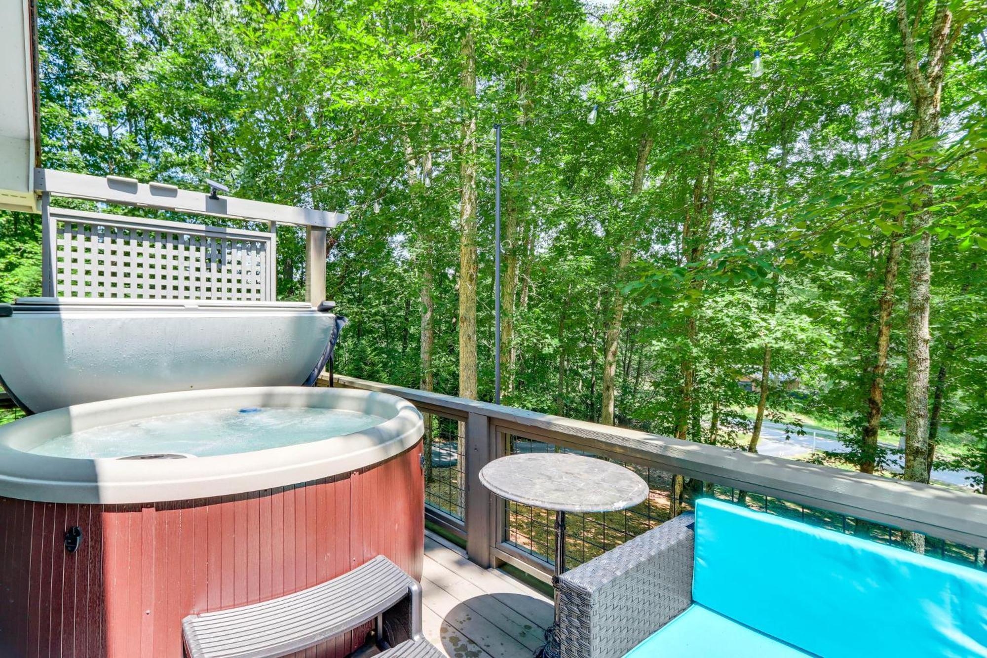 Pet-Friendly Home With Hot Tub In Blue Ridge! Ngoại thất bức ảnh